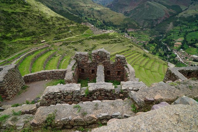 1 Day Classic Sacred Valley Tour With Buffet Lunch - The Guide Factor: How Juanita and Wilfredo Help (or Hurt) the Rhythm