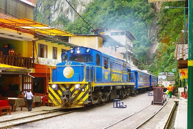 1-day excursion to Machu Picchu from Cusco - Descending to Aguas Calientes, lunch break, then train back to Cusco
