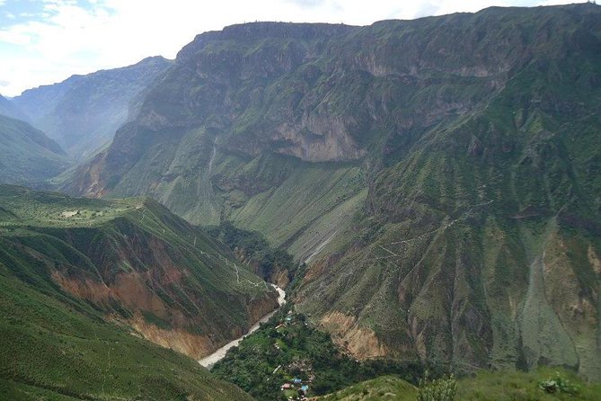 2 day 1 night trek / Colca Canyon - Day 2 starts before sunrise, and the uphill is real