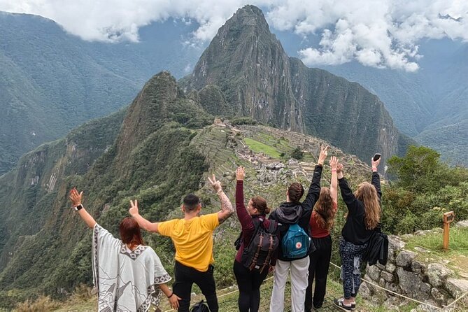2-Day Guided Tour to Machu Picchu by Train - Cusco pickup to Ollantaytambo: start strong and eat early