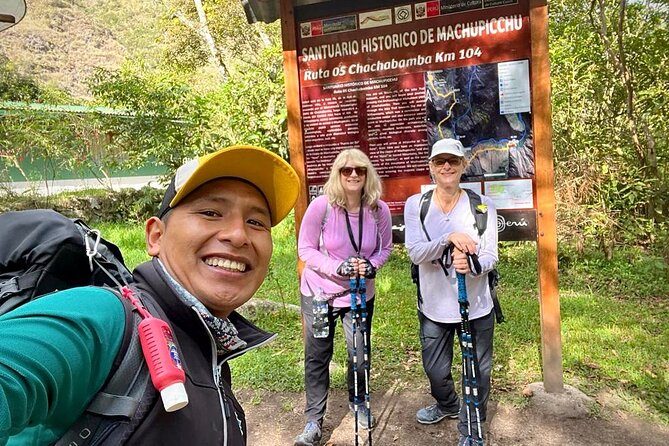 2 Day Inca Trail to Machu Picchu (Small groups) - Sun Gate to the first Machu Picchu views, then down to Aguas Calientes