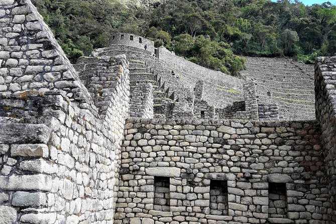 2-Day Inca Trail to Machu Picchu with Panoramic Train - Chachabamba: a ruin stop that makes the hike feel real