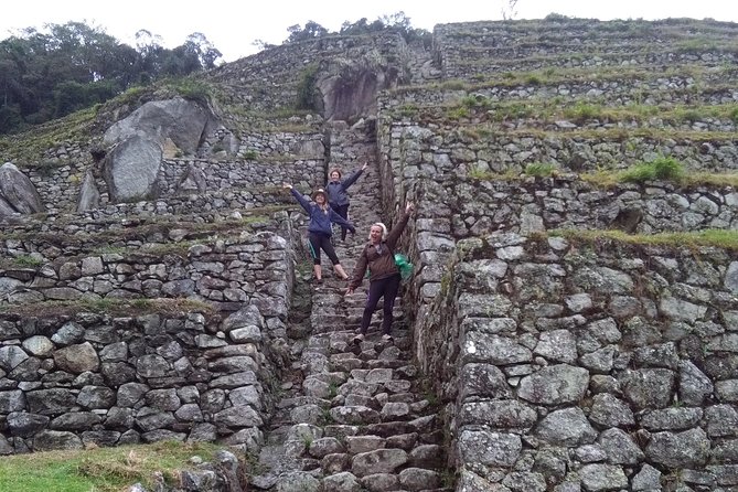 2-Day Machu Picchu Tour by Train from Cusco - Guide Quality and Group Size: What a Friendly, Professional Guide Changes