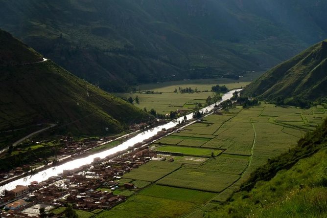 2-Day Machu Picchu Tour by Train with Salt Mines and Moray - The Aguas Calientes night: a 3-star base with free time built in