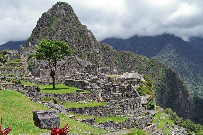 2-Day Sacred Valley & Machu Picchu Tour by Train from Cusco - Should you book this 2-day Sacred Valley and Machu Picchu train tour?
