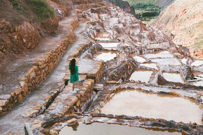 2-Day Sacred Valley & Machu Picchu Tour by Train from Cusco - Ollantaytambo ruins and the train to Aguas Calientes