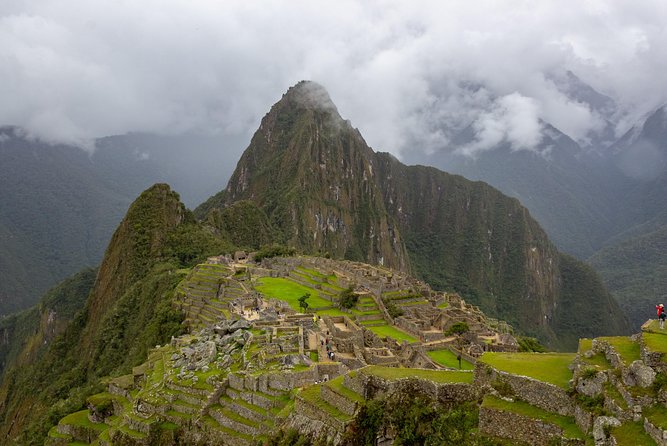 2 Day Sacred Valley Machupicchu by Vistadome Train & 4 Star Hotel - Aguas Calientes at Night: What to Expect Before the Big Morning