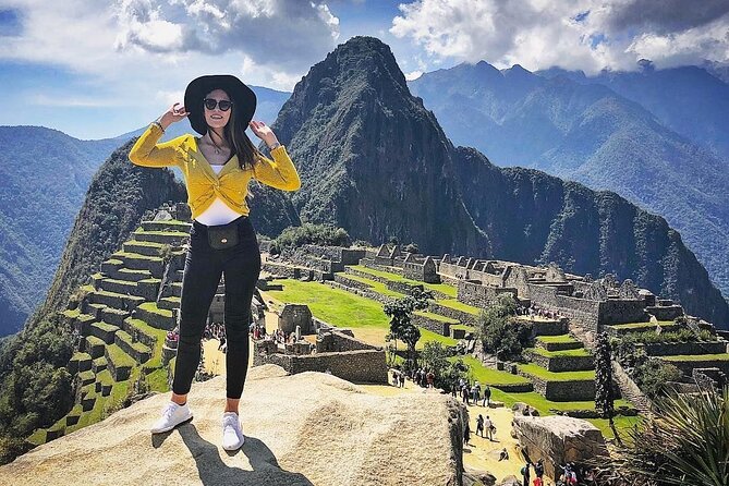 2-Day Tour Machu Picchu by Panoramic Train + Sacred Valley - Day 2: Riding Up Early to Machu Picchu (and Getting a Guided Tour You Can Follow)