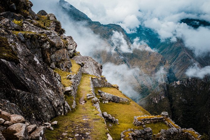 2-Day Tour: Sacred Valley and Machu Picchu by Train - Aguas Calientes Overnight: Your Machu Picchu Reset Button