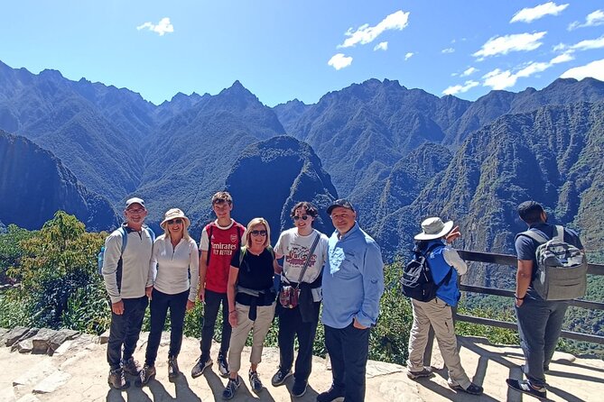 2-Day Tour:Sacred Valley and Machupicchu from Cuzco - Day 1: Chinchero, Moray, Maras, Urubamba, and the big Inca corridor