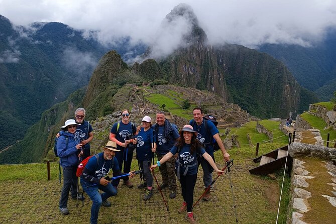 2 Day Tour Throughout the Short Inca Trail to Machu Picchu - Day 1: Cusco Pickup, Train to Km 104, and the Trek to Wiñay Wayna
