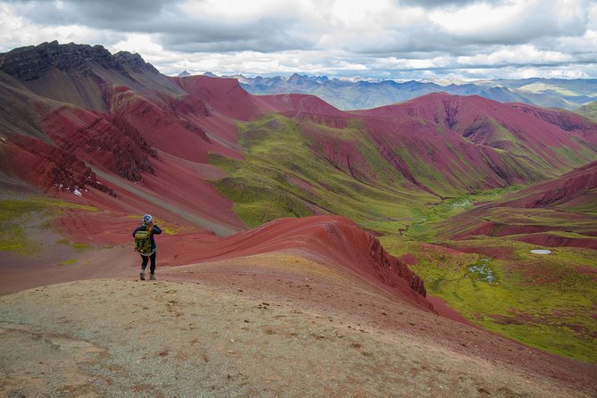 2-Day Trek to Rainbow Mountain from Cusco with Exclusive Mountain Camps - Day 1 at Ausangate: Green Valley, Puccacocha Pass, and Anata Camp