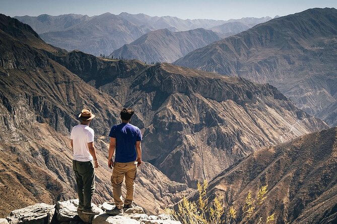 2 Days 1 Night trekking Through Colca Canyon, Private room - Meeting in Arequipa and Getting Ready for a Long Day