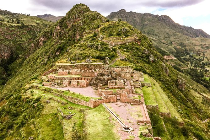 2 Days : Sacred Valley Conection Machu Picchu || Private Tour || - Day 2: early bus to Machu Picchu, guided 2.5-hour circuit, then free time