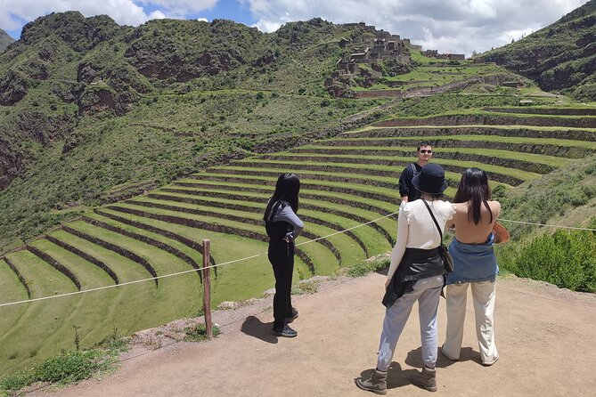 2 Days Sacred Valley Private Tour and Sunrise in Machu Picchu - Maras Salt Mines: Thousands of Pools, Hand Harvesting, Old Traditions