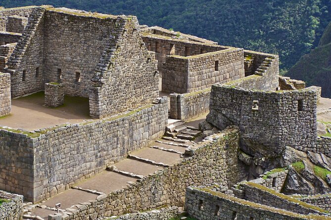 3 Days Cusco: Machu Picchu, City Tour and Sacred Valley - The Sacred Valley in one day: textiles, terraces, and salt pans