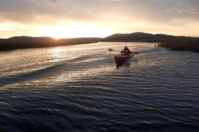 3 Hours of Route during Sunset in Kayak by Lake Titicaca - Sunset Kayak on Lake Titicaca: what makes it feel worth 3 hours