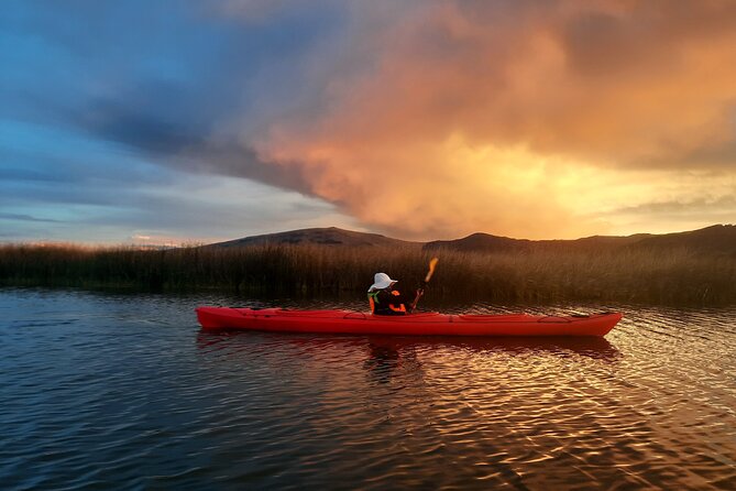 3 Hours of Route during Sunset in Kayak by Lake Titicaca - Getting to Isla Esteves, and what the pre-kayak talk actually covers