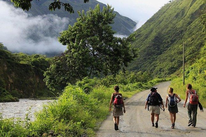 3Day Inca Jungle Adventure Hike|| Biking-Rafting-zip line,Private - Day 2 in the Yanatile area: zip line circuits, climbing, lunch, and the walk to Aguas Calientes