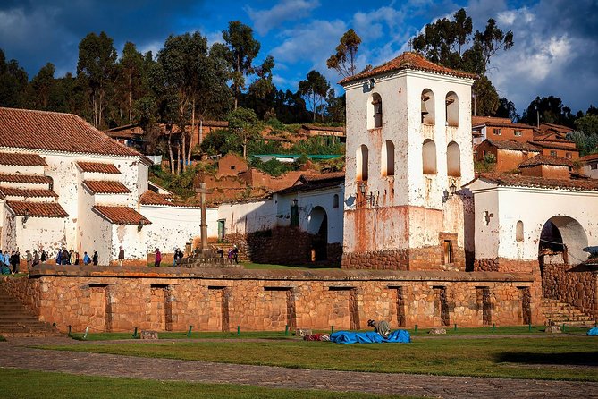 4 day - Bucketlist Cusco: Rainbow Mtn, Machu Picchu, Sacred Valley, Humantay - English-speaking guidance: what it actually changes in your day