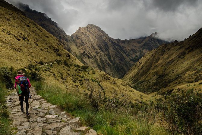 4 Day Classic Inca Trail to Machu Picchu by 360° Train - Fitness, altitude, and gear: what you should prepare for