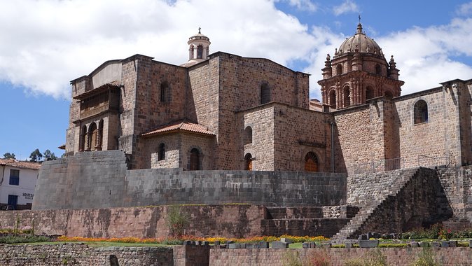 4-Day Cusco and Machu Picchu in private - Day 2 train to Aguas Calientes, plus an evening buffer