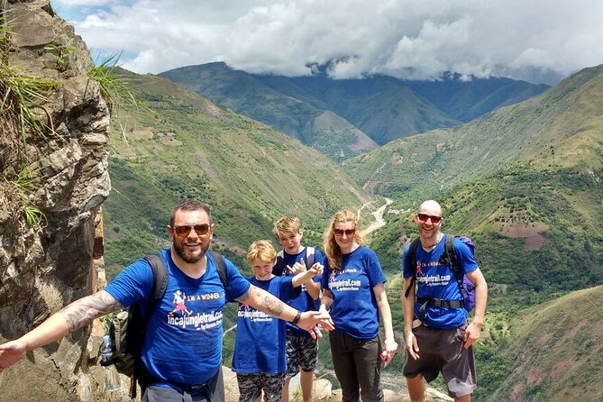 4-Day Inca Jungle Trail to Machu Picchu Hiking and Biking Tour - Guides and group size: why the max 10 person limit matters