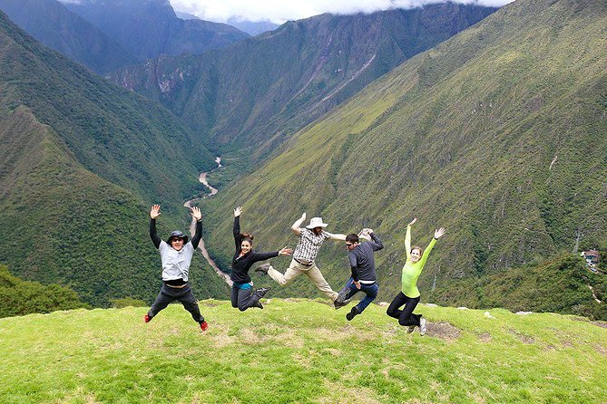 4 Day - Inca Trail to Machu Picchu - Group Service - Day 3: Phuyupatamarca and Intipata, plus the Wiñay Wayna payoff