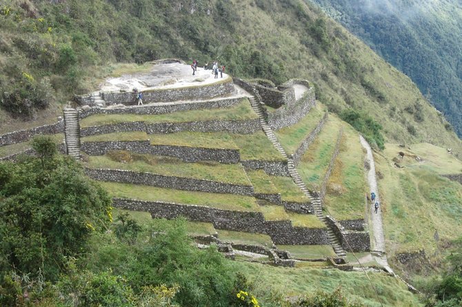 4 Day - Inca Trail to Machu Picchu - Group Service - Price and value at $949 per person: what you are really paying for