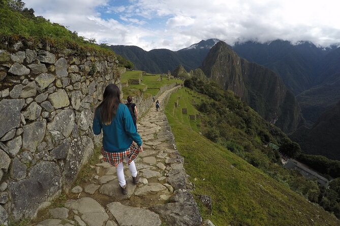 4 Days Inca Trail To Machu Picchu - Day 2 Warmiwañiusca Pass: the hardest climb and the big emotional payoff