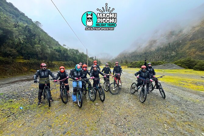 4 Days Multi-Day Tour in Inca Trail Jungle - Zipline to Hidroeléctrica, then walking the train tracks toward Machu Picchu views