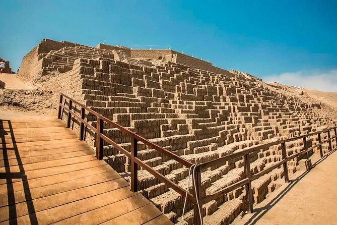 4 Hours Larco Museum and Huaca Pucllana in Lima City - Museo Larco: Pre-Columbian Art, Arranged Like a Timeline