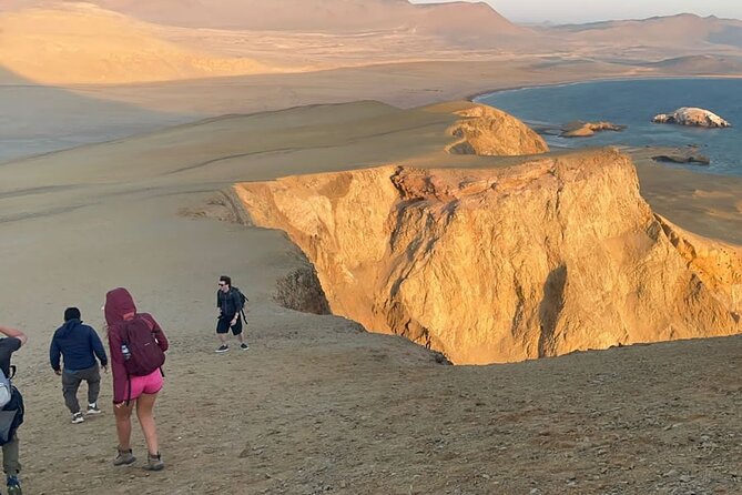 4 Hrs GOLDEN SHADOWS TREK in Paracas National Reserve - A 3:00 pm Sunset Trek Through Paracas National Reserve