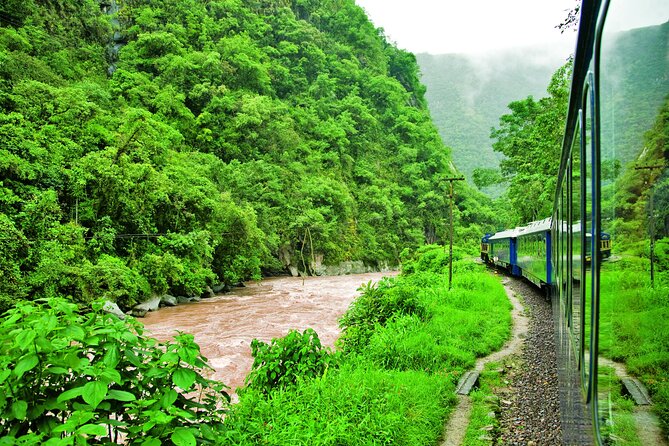 7-Day Peru Deep Dive: Lima, Cusco, Sacred Valley, and Machu Picchu Tour - Sacred Valley day: Moray and Maras actually connect