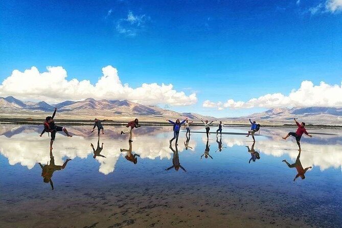 8-Hours Tour in Arequipa Laguna de Salinas with Pick-up - The 6:00 am start, pickup, and where you end up