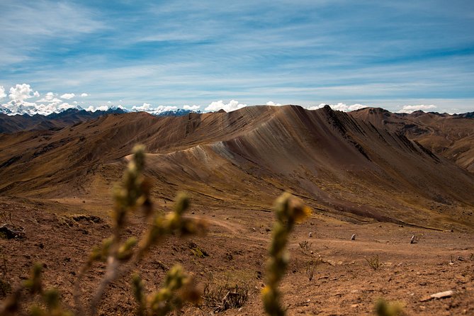 Alternative Rainbow Mountain Palccoyo Hike (6 Small Group) - Apacheta breakfast with tea: fuel before you climb