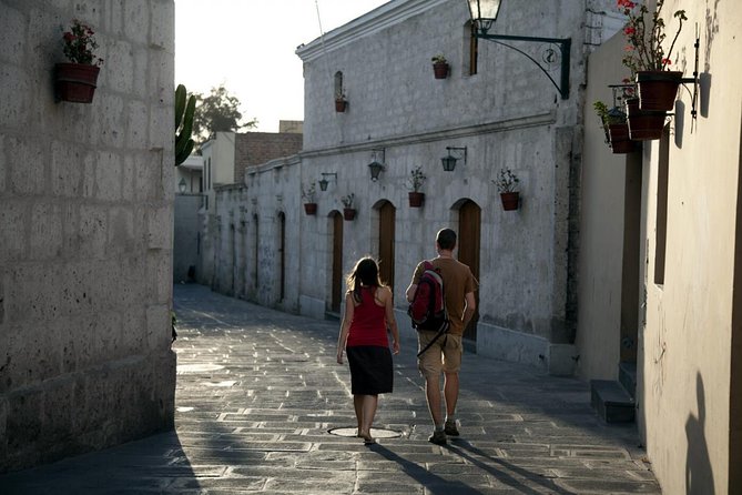Arequipa and Secret Bars - Plaza de Armas: Ashlar Cathedral Math and the Mestizo Company Church