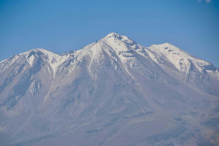Arequipa | Ascent to Chachani Volcano 2 days / 1 night - Base camp at 5200 m, tents and timing more than comfort