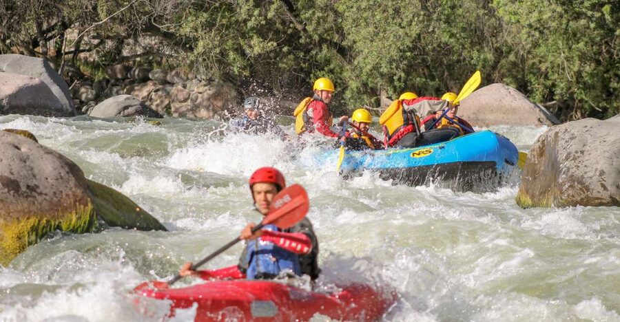 Arequipa: Chili River Rafting - Safety briefing and what class II to IV really means on the Chili
