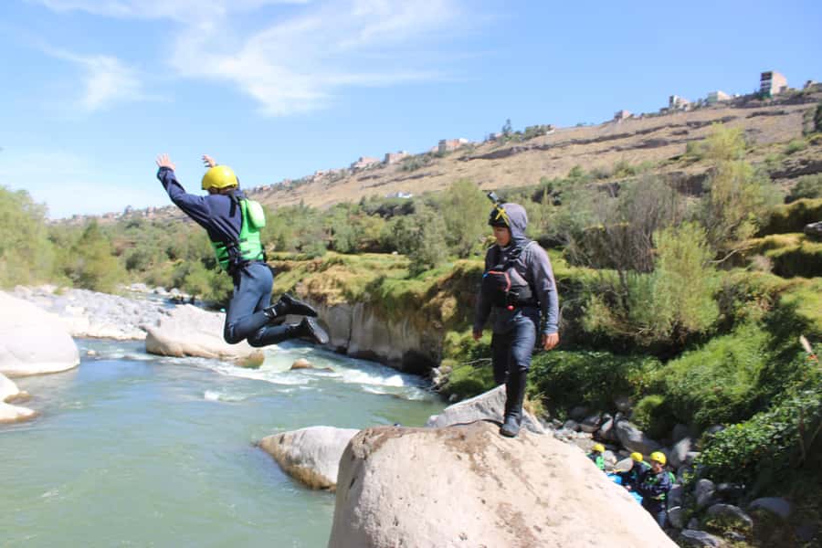 Arequipa: Chili River White Water Rafting + Pickup & Snack - Snack, optional photos, and ending near a landmark