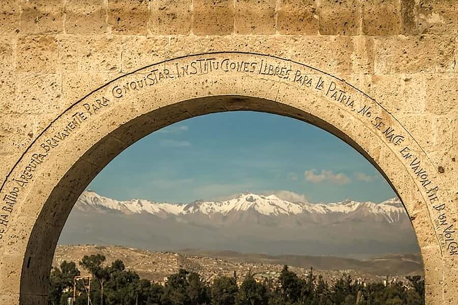 Arequipa: City Tour and Santa Catalina Monastery - Getting Oriented in Arequipa, Starting at Carmen Alto