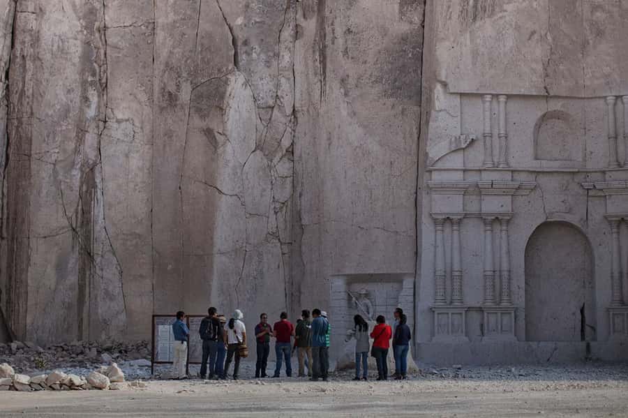 Arequipa: Half Day Sillar Route and Culebrillas Canyon + Yanahuara Viewpoint - Mirador de Yanahuara: a photo stop with a quick payoff