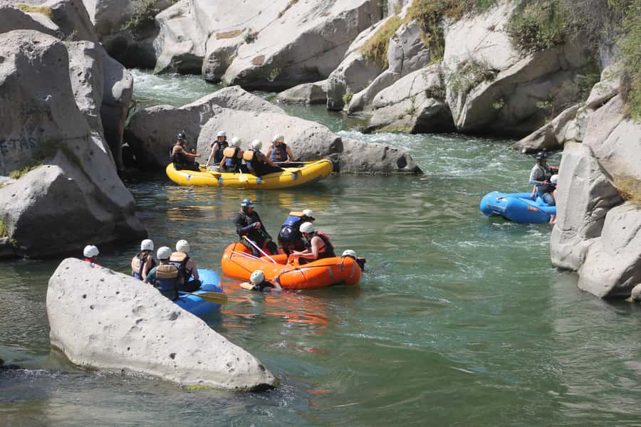 Arequipa: Rio Chili Rafting Tour with Snack - Class II: the useful warm-up that teaches technique