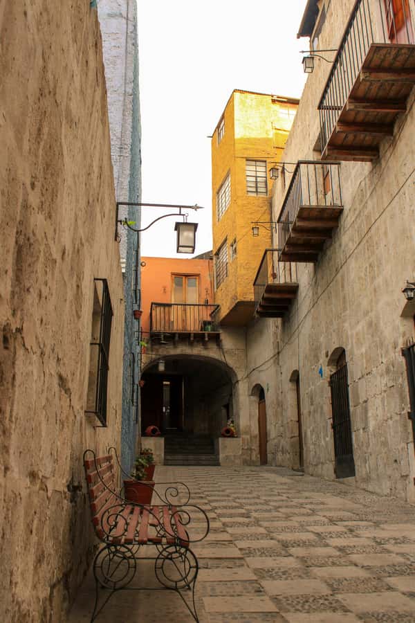 Arequipa: Walk through the Historic Center of the City - Where You Start at Campo Redondo San Lazaro (and how to make it smooth)
