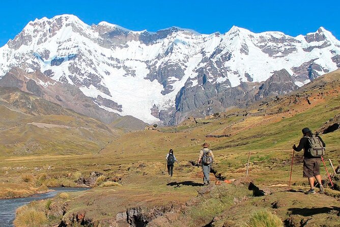 Ausangate Trek 5 Days - Day 4: Pacchanta Valley lagoons, one pass, and a final hot springs soak