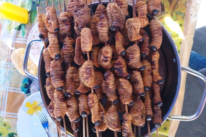Belen Market and La Venecia Loretana Tour With A Local Guide - Stop 1: Belén Street Life, Then a Boat Ride on Venecia Loretana