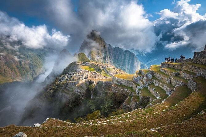 Belmond Hiram Bingham Train to Machupicchu - Full Day - A Luxury Train Day Into the Andes to Machu Picchu
