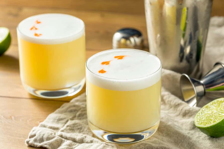 Best of Cusco: Night Tour, Pisco Sour Lessons, and Dinner - Cathedral of Cusco City and Hatun Rumiyuq Street at Night
