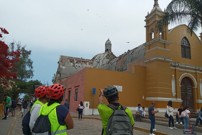 Bike Tour Discovering the Nature and History of Lima - Pantanos de Villa Wetland Reserve: Bird Watching with Binoculars and a Boat Ride