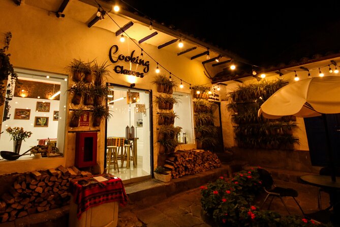 Bilingual Cooking Class with Pisco Cocktail in Cusco - Ceviche in Cusco: balance, timing, and citrus logic
